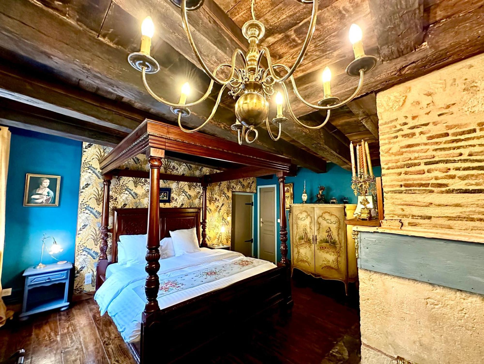 Le Colombier De Cyrano Et Roxane Bed & Breakfast Bergerac Exterior photo