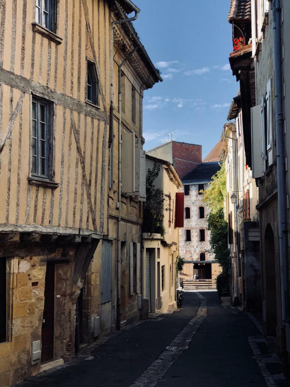Le Colombier De Cyrano Et Roxane Bed & Breakfast Bergerac Exterior photo
