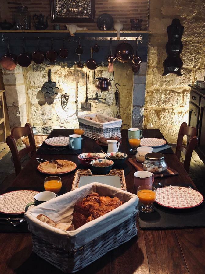 Le Colombier De Cyrano Et Roxane Bed & Breakfast Bergerac Exterior photo